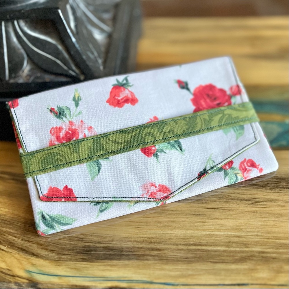 Roses and vines Print Cash Envelope/Receipt holder Fabric Handmade Wallet